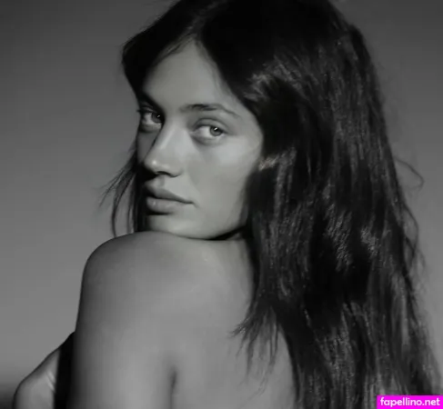 Reef Neeman 1 OnlyFans Thumbnail #QkvvYtHabw