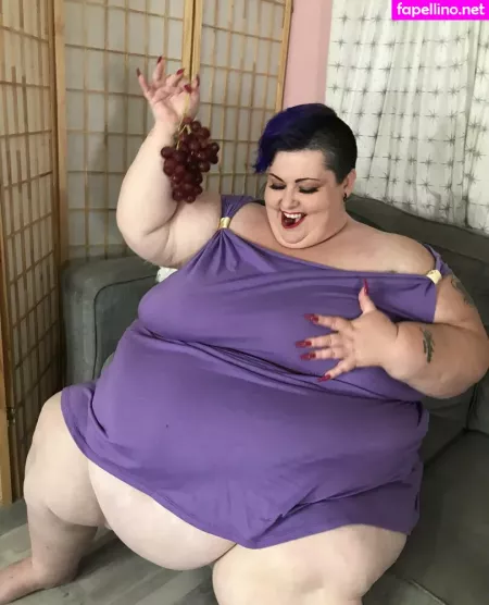 Reenayestarr OnlyFans Thumbnail #w7jwuEKxPp