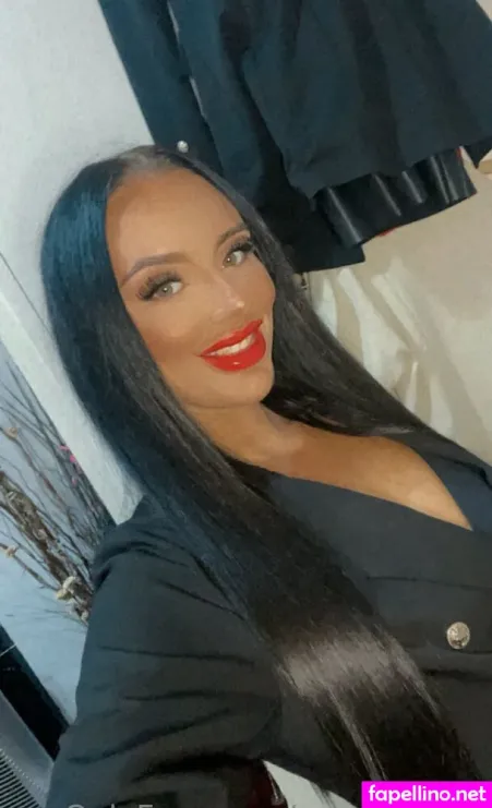 Reereeshoer OnlyFans Thumbnail #WZBHzyvbXt