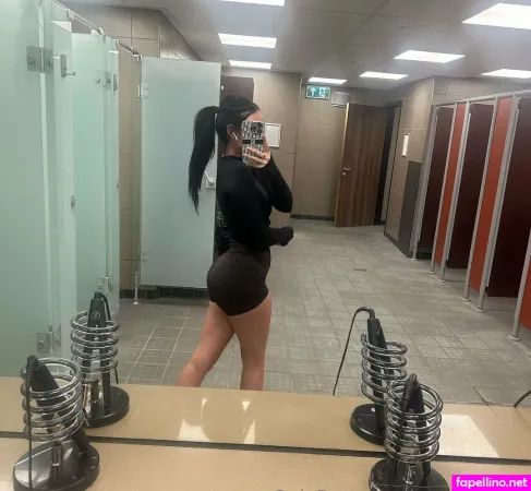 Reereeshoer OnlyFans Thumbnail #boBL3v8Zku