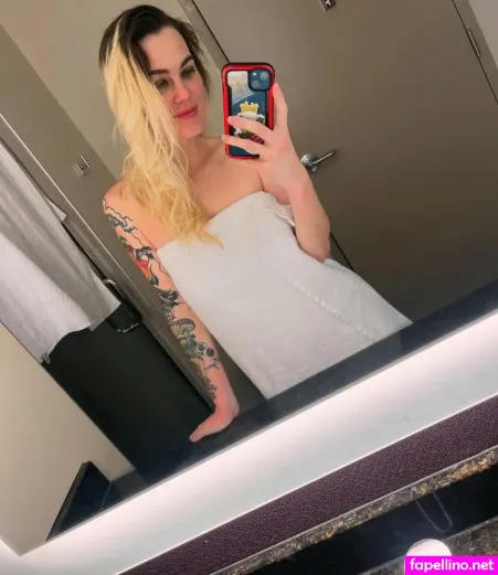 Regan Meek OnlyFans Thumbnail #3ftnJvcKEN