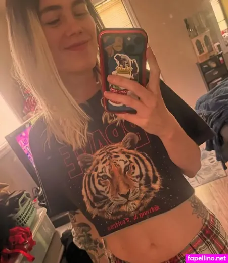 Regan Meek OnlyFans Thumbnail #PdMtepyqQW