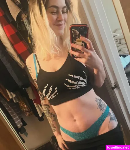 Regan Meek OnlyFans Thumbnail #dz8IEPlbyJ