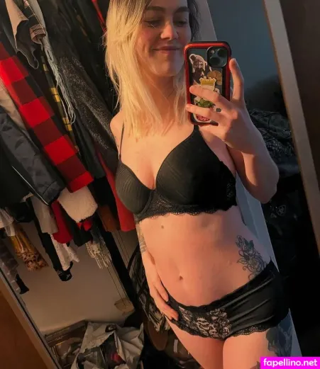 Regan Meek OnlyFans Thumbnail #nEg0ZXlLKS