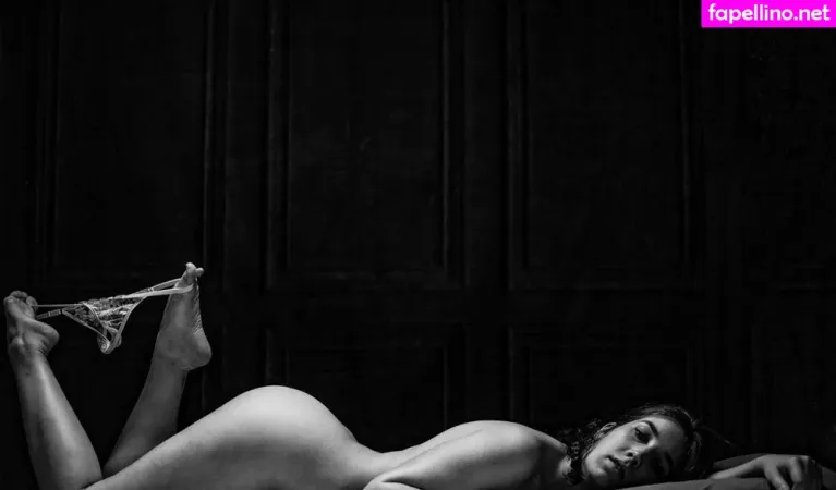 Regina Hauptstadtgoere OnlyFans Thumbnail #ZeGxeEAw6e