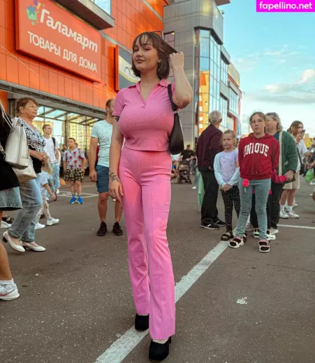 Regina Rodnova OnlyFans Thumbnail #f1VNc81Cqk