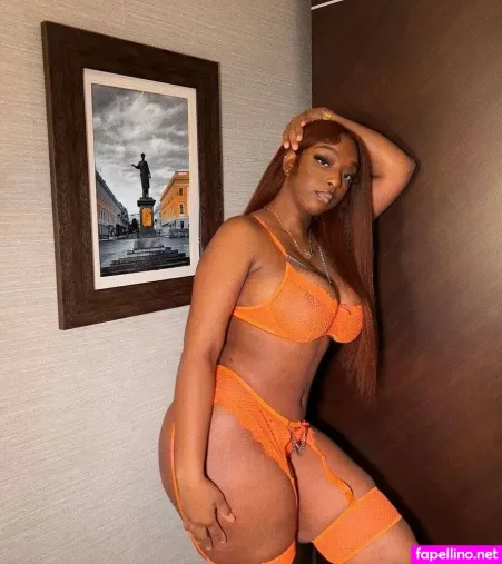 Reginaa Jay OnlyFans Thumbnail #TdK1HBn8UO