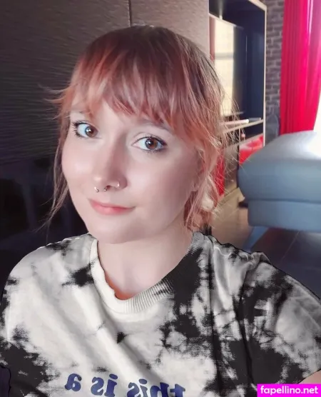 Rei Sakura Main Profile Photo