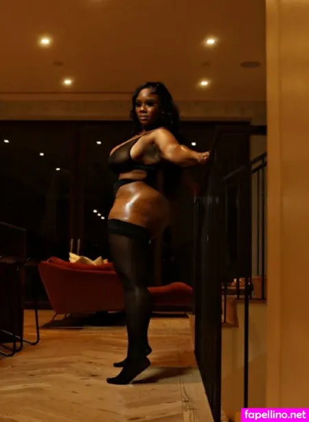 Reignofglitter OnlyFans Thumbnail #WHGpOWhQGt