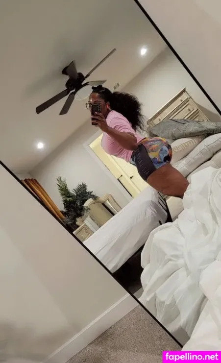 Reignofglitter OnlyFans Thumbnail #uEyNn4sD7b