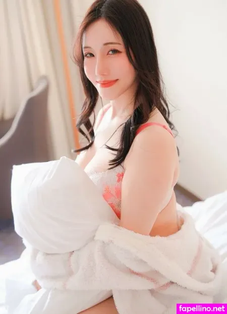 Reika Natsume OnlyFans Thumbnail #xbViek56O9