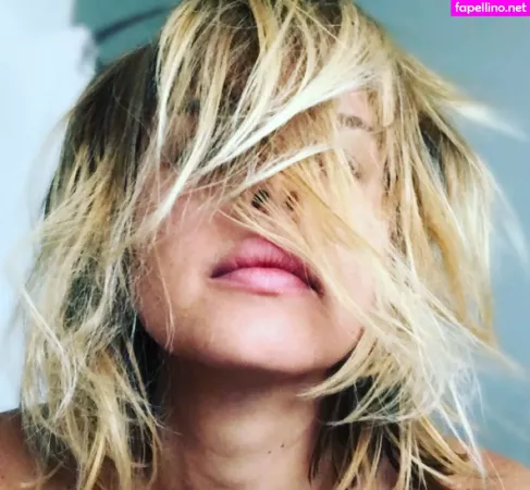 Reiki With Anna OnlyFans Thumbnail #y3uIUJ599M