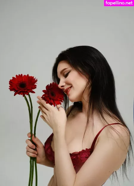 Reilin OnlyFans Thumbnail #2HWWG4QgI9