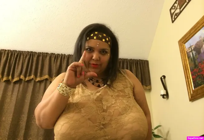 Reina Gypsy OnlyFans Thumbnail #uQhWC0Km8o