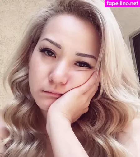 Reina Scully OnlyFans Thumbnail #4Rdx3kvyHu