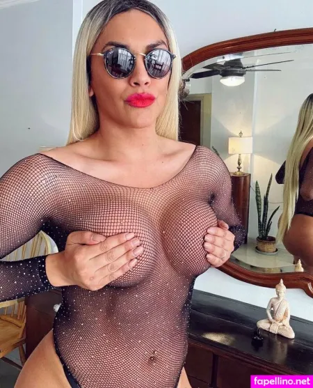 Reina Ts OnlyFans Thumbnail #ERKhHFnvZw