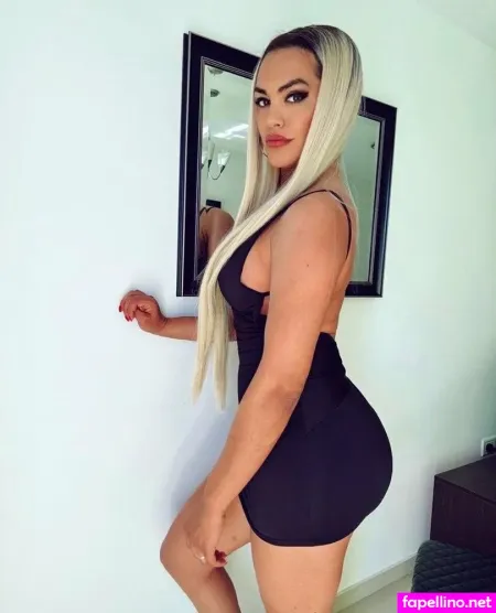 Reina Ts OnlyFans Thumbnail #isVn16eZFf