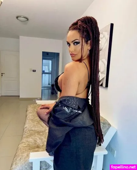 Reina Ts OnlyFans Thumbnail #yZejWvprSe