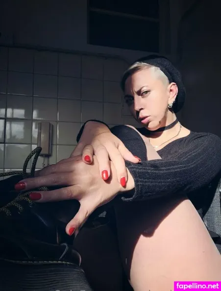 Reinadelmorbo OnlyFans Thumbnail #UN79vbNHCa