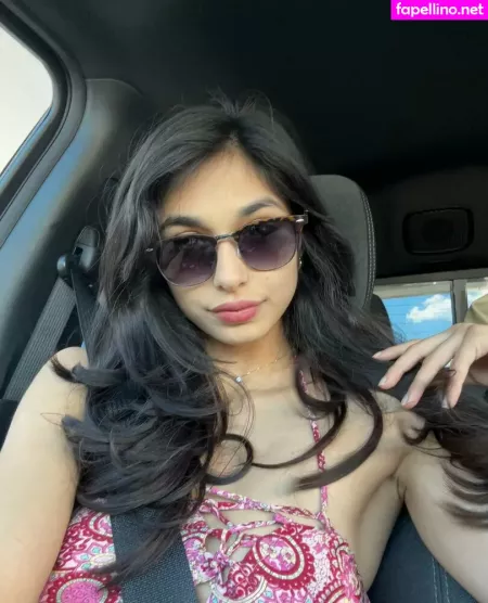 Reinaraexxx OnlyFans Thumbnail #ExTy0yv9zH