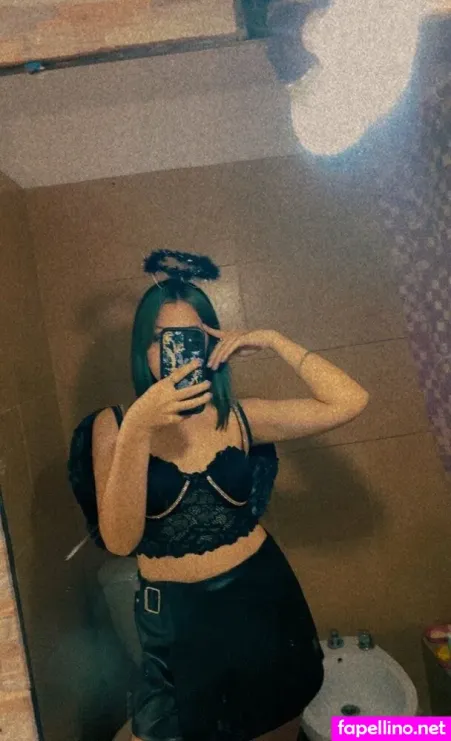 Reinita99 OnlyFans Thumbnail #s0yZZQambl