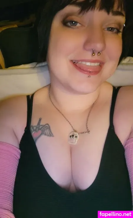 Reirayfree Main Profile Photo