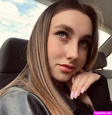 Ren 18y O OnlyFans Thumbnail #yFbMh8itg7