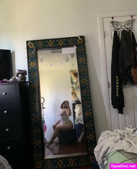 Renaa420 OnlyFans Thumbnail #PXYTowzBMp