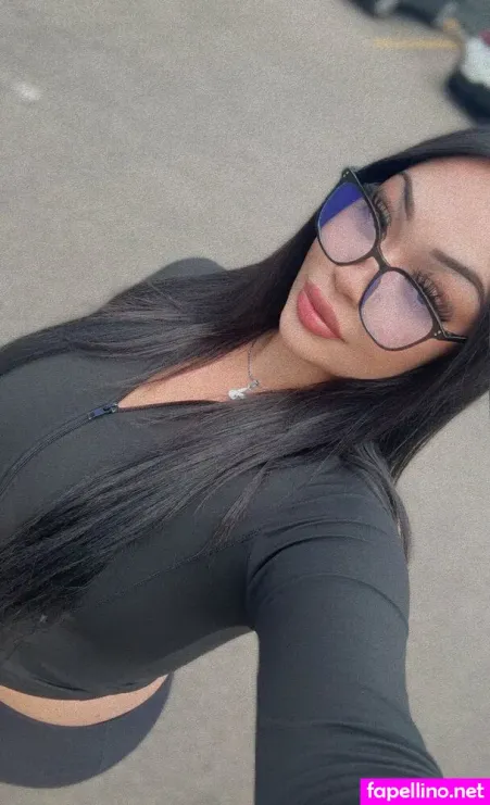 Renaelovesjizz OnlyFans Thumbnail #uEw1cohNMm