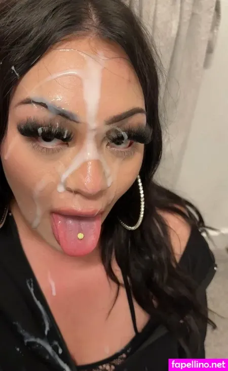 Renaevip OnlyFans Thumbnail #CqmmYmQol0