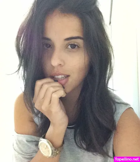 Renata Canossa OnlyFans Thumbnail #2ByUDXdOvK