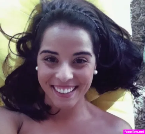 Renata Canossa OnlyFans Thumbnail #NjAGa9w3jg