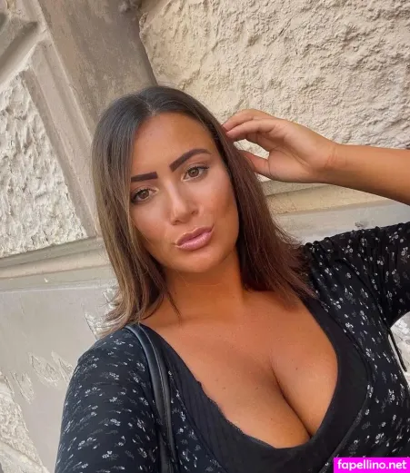 Renata Corvino OnlyFans Thumbnail #mKOUW5SDan