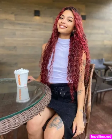 Renata Lima OnlyFans Thumbnail #2bOylSNTSA