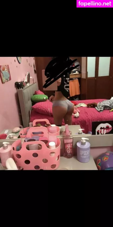 Renata Montano OnlyFans Thumbnail #B5RkQsgMuZ