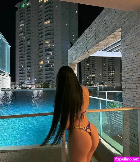 Renata Novaess Main Profile Photo