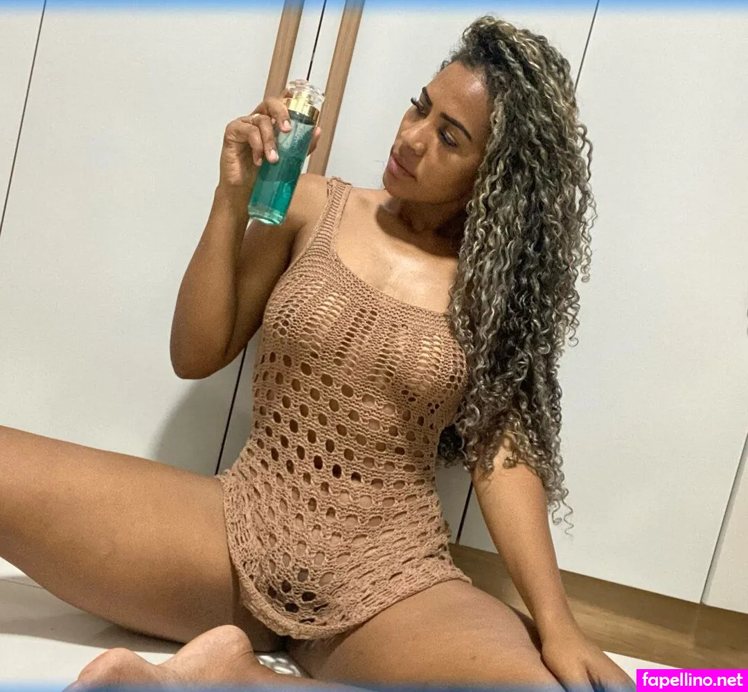 renatamel, renataoficial1 Nude Leaked OnlyFans Photo #dCyWir5RyW