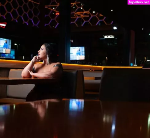 Renata Turini OnlyFans Thumbnail #Fh2uOYNODc