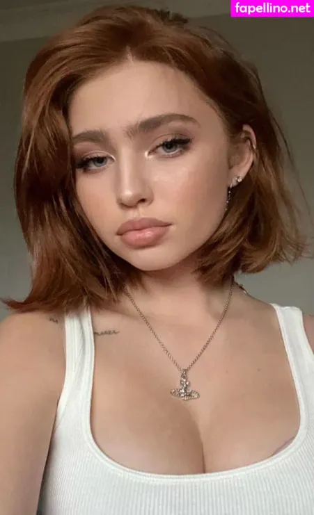 Renata Valliulina OnlyFans Thumbnail #01kVWBHTVa