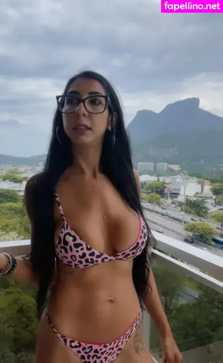 Renatinha Mello OnlyFans Thumbnail #3QtqIOyfzU