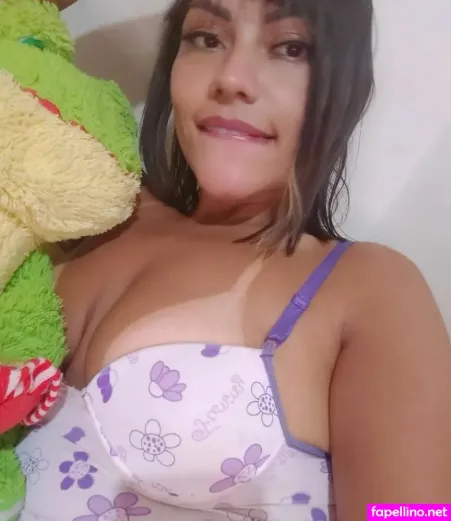 Renatinhaninfo1 OnlyFans Thumbnail #DDw3BIzWza