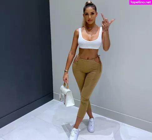 Renee Estella OnlyFans Thumbnail #BeZ3cT9bkv