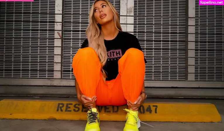 Renee Estella OnlyFans Thumbnail #I5bIyUYV6X
