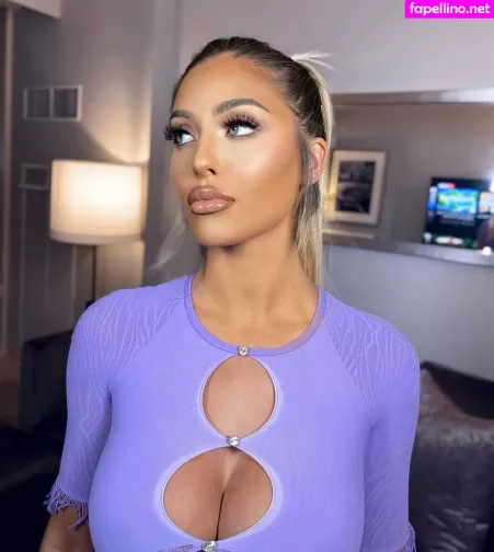 Renee Estella OnlyFans Thumbnail #Mx1ibuf9yb