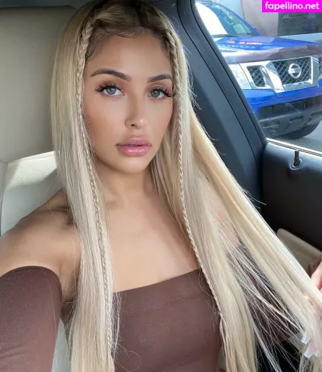 Renee Estella OnlyFans Thumbnail #oSLtDoQv7a