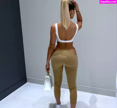 Renee Estella OnlyFans Thumbnail #xJNuIot0hB