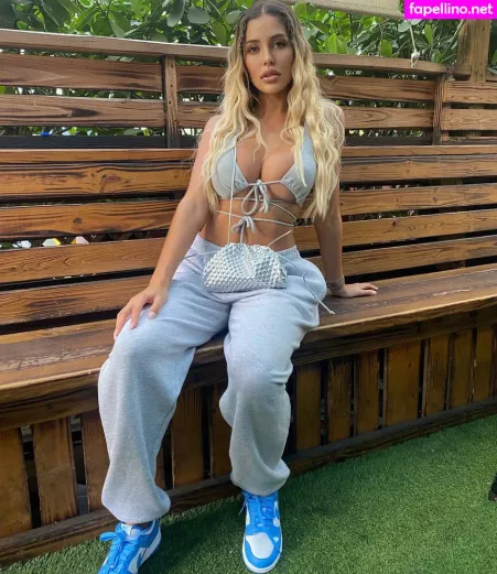 Renee Estella OnlyFans Thumbnail #xLubLg9hOo