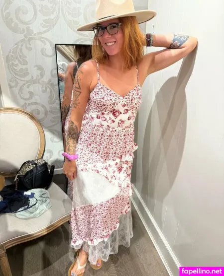 Renee From Reddit OnlyFans Thumbnail #RxRshjq3R5