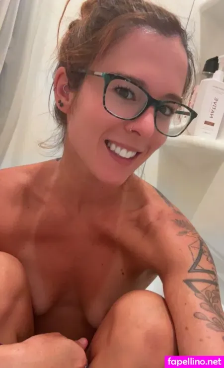 Renee From Reddit OnlyFans Thumbnail #XV8v6FpvZx