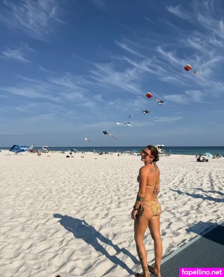 Renee From Reddit OnlyFans Thumbnail #YLuGaSHbEG